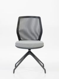 Krzesło biurowe z szarym siedziskiem, oparciem z siatką i czarną nogą START od przodu B-Group