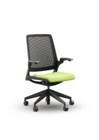 Czarny fotel biurowy z zielonym siedzeniem Ob smart - widoczny po skosie od przodu zdjęcie 1