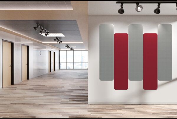 Jasne pomieszczenie z szarymi i czerwonymi panelami akustycznymi wizualizacja