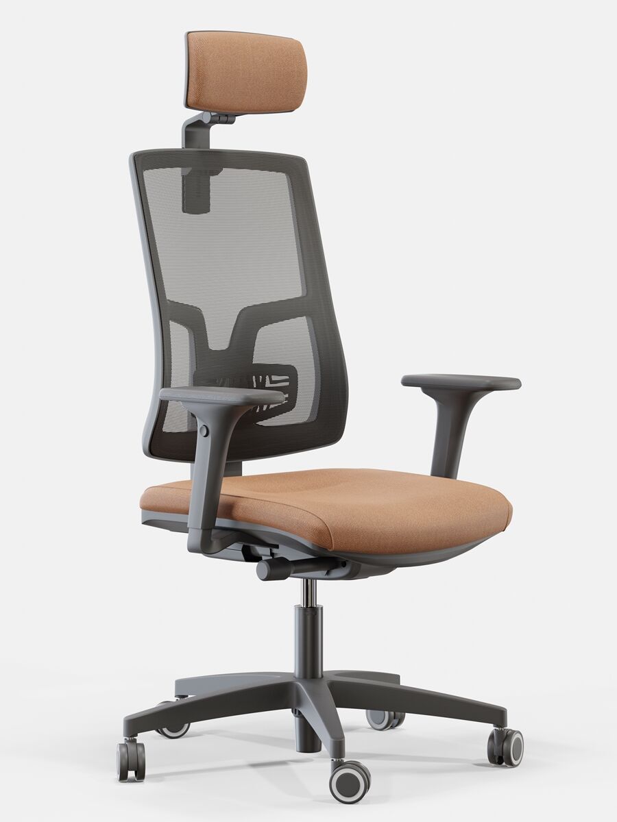 Czarny fotel biurowy z brązowym obiciem z zagłówkiem - widoczny po skosie od przodu